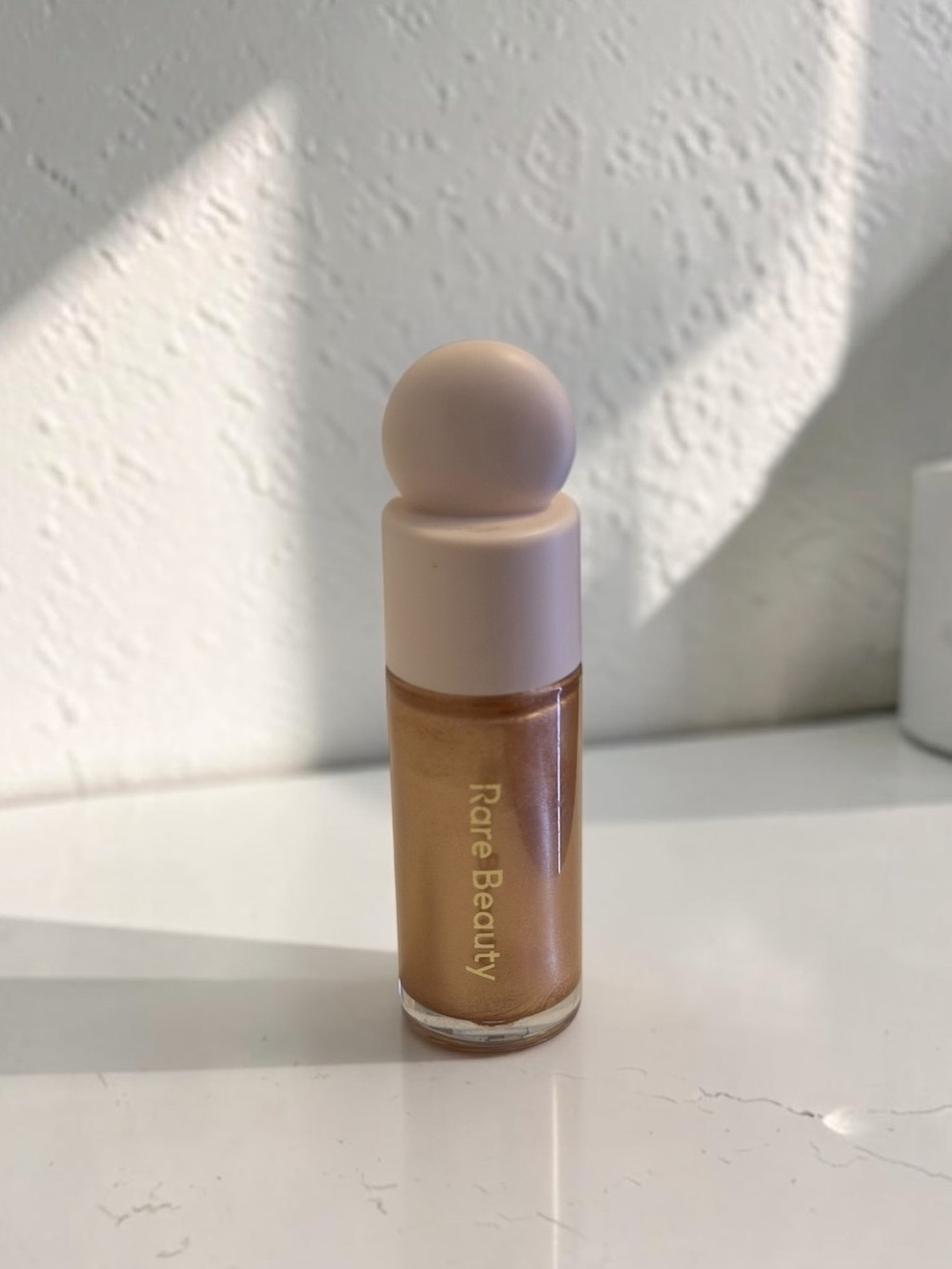 Rare Beauty Positive Light Liquid Luminizer Mini - Magnetize